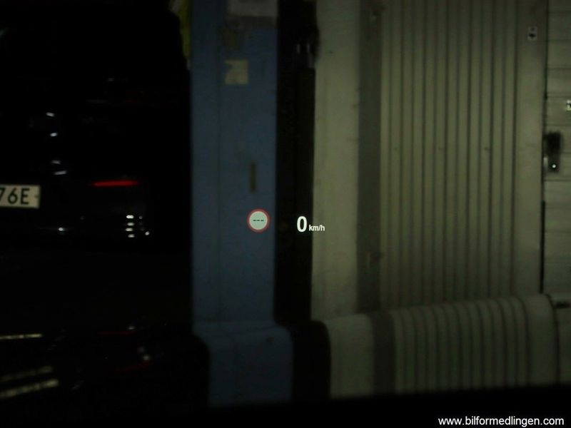 BMW 330 bild 19