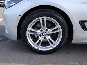 BMW 330 bild 21