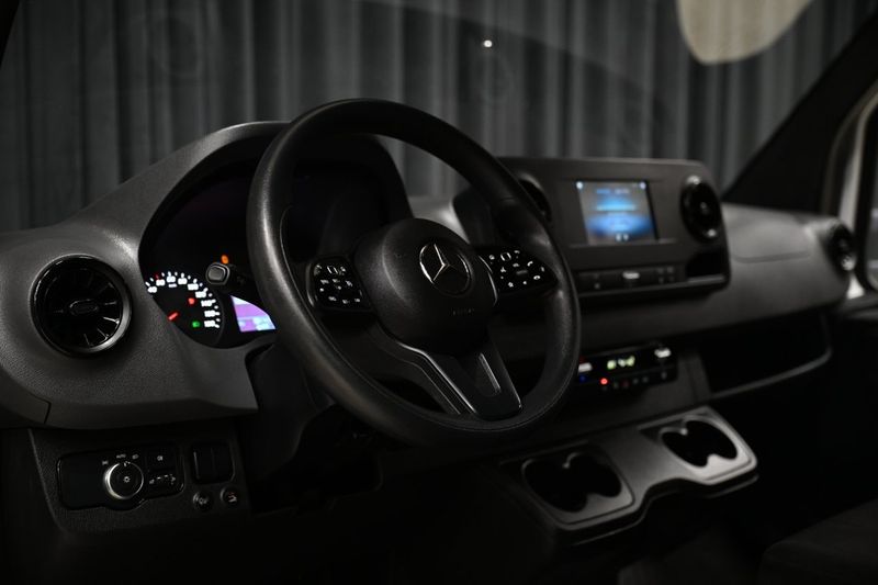 Mercedes Sprinter bild 16