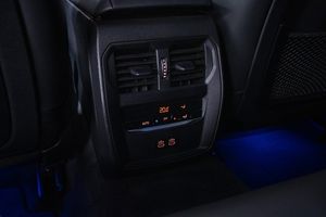 BMW 320 bild 13