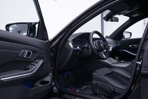 BMW 330 bild 7