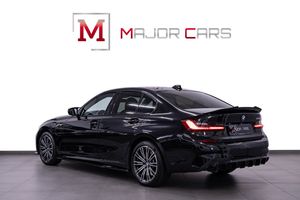 BMW 330 bild 4