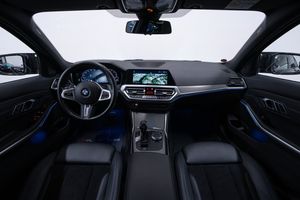 BMW 330 bild 13