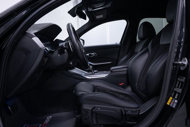 BMW 330 bild 8