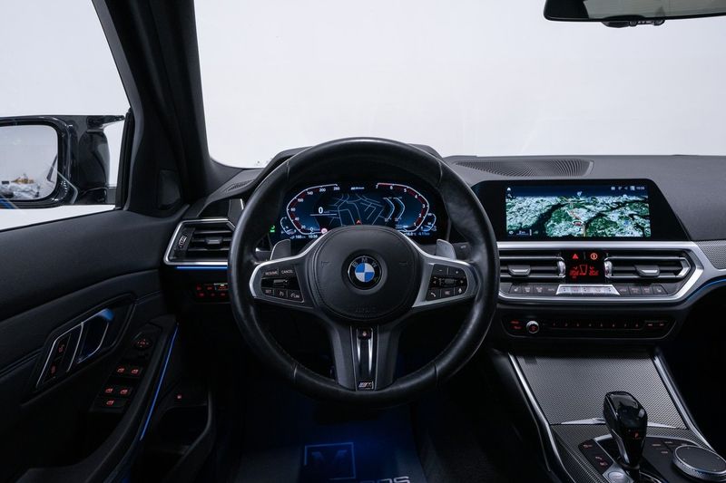 BMW 330 bild 14