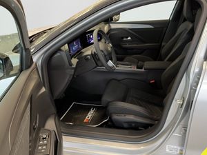 Opel Astra bild 8