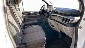 Ford Tourneo Custom bild 3