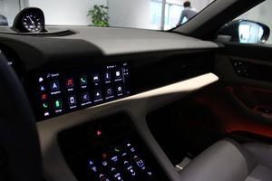 Porsche Taycan bild 14
