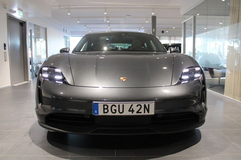 Porsche Taycan bild 3