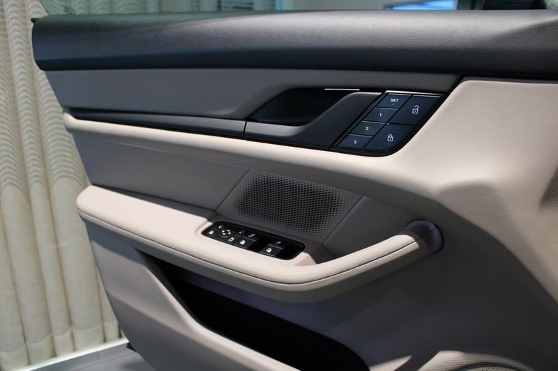 Porsche Taycan bild 13