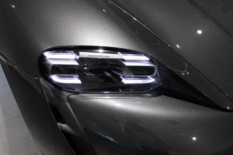 Porsche Taycan bild 7