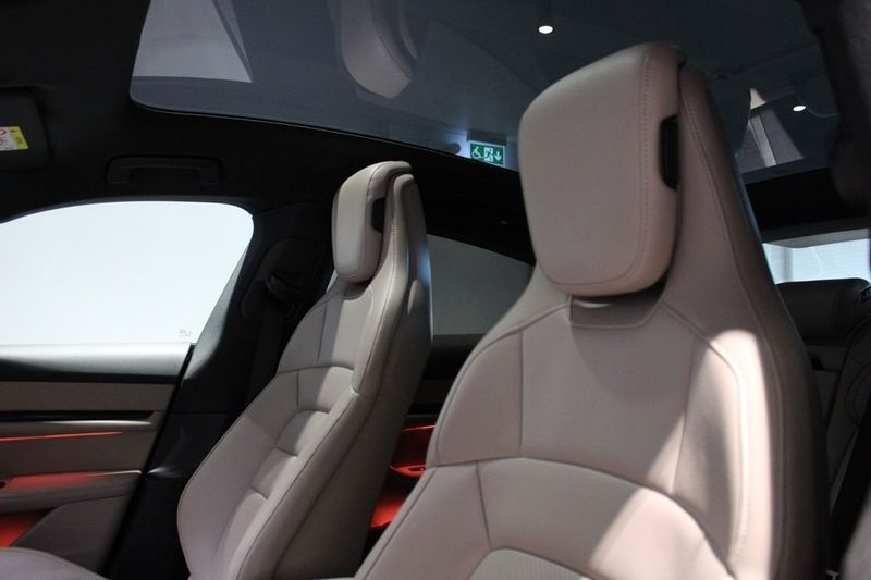 Porsche Taycan bild 10