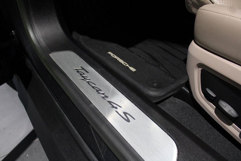 Porsche Taycan bild 11