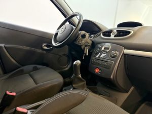 Renault Clio bild 5