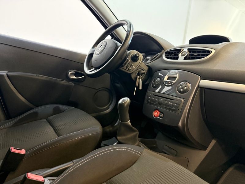 Renault Clio bild 5