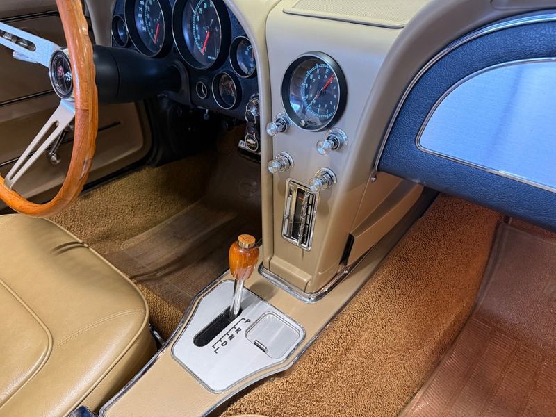 Chevrolet Corvette bild 29