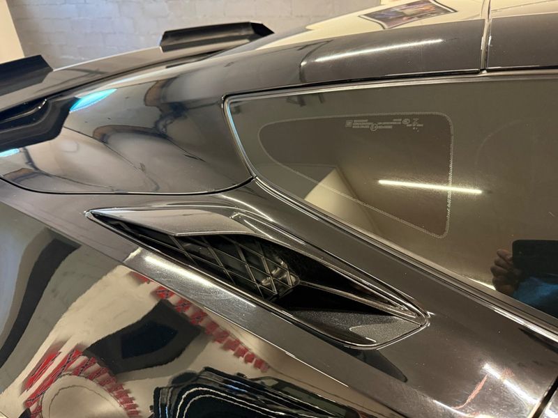 Chevrolet Corvette bild 17