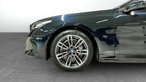 BMW i5 bild 9