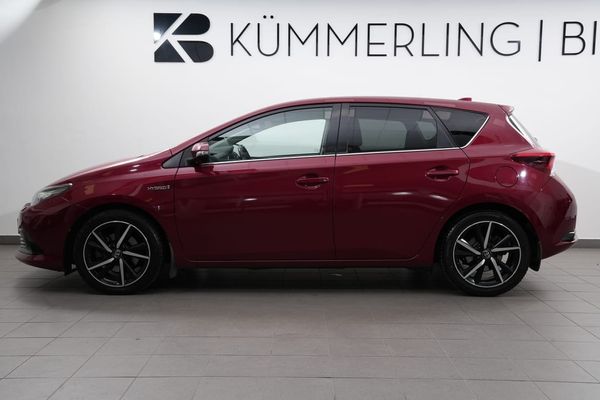 Toyota Auris Hybrid e-CVT Intense Edition / B-kamera / P-... - 2017