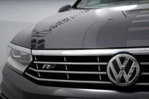Volkswagen Passat bild 3