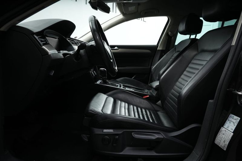 Volkswagen Passat bild 11