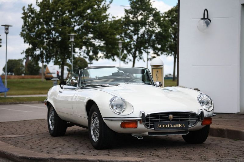 Jaguar E-Type bild 2