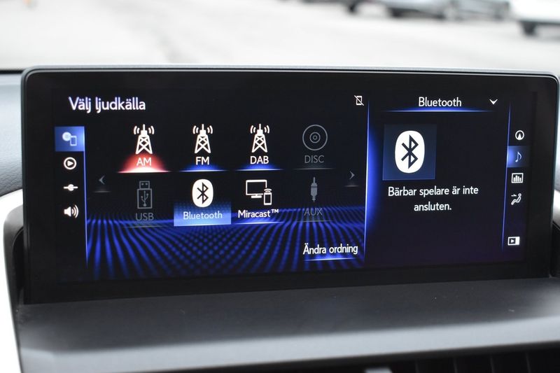 Lexus NX bild 19