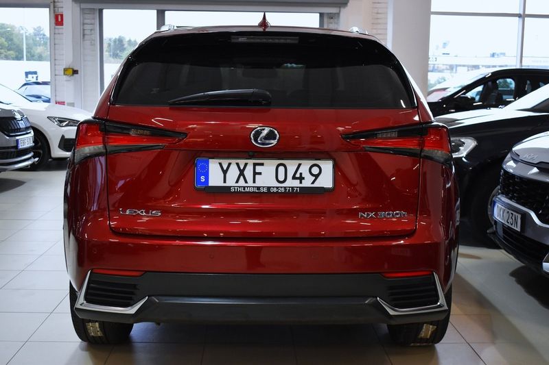 Lexus NX bild 4