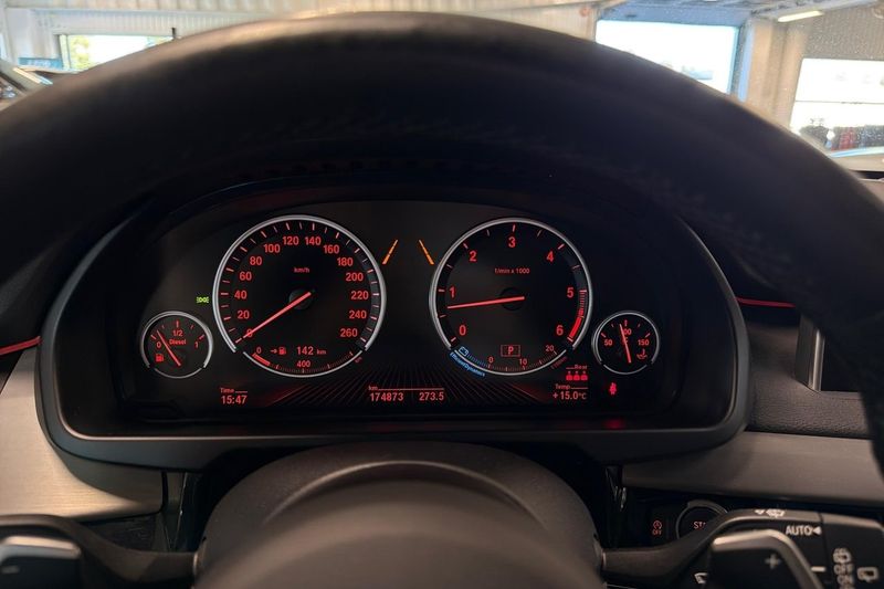 BMW X5 bild 17
