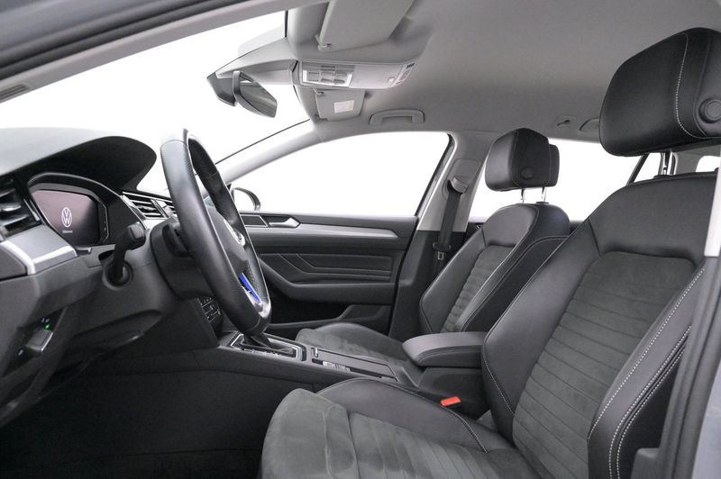 Volkswagen Passat bild 9
