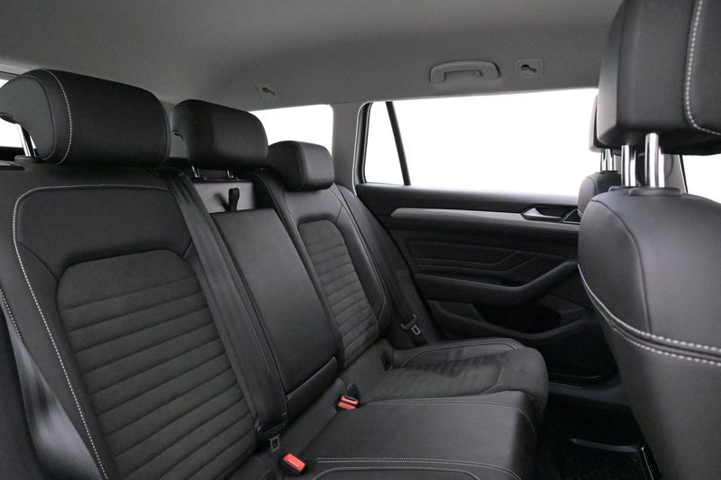 Volkswagen Passat bild 18