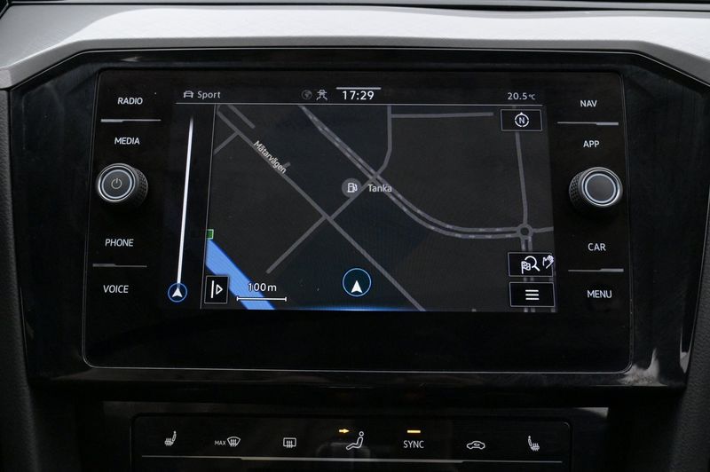 Volkswagen Passat bild 12
