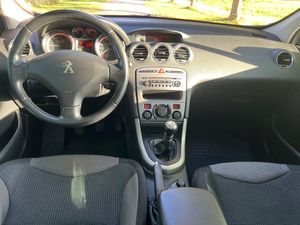 Peugeot 308 SW bild 9