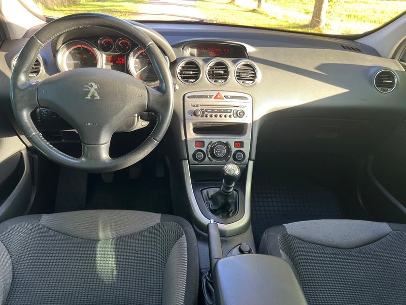 Peugeot 308 SW bild 9
