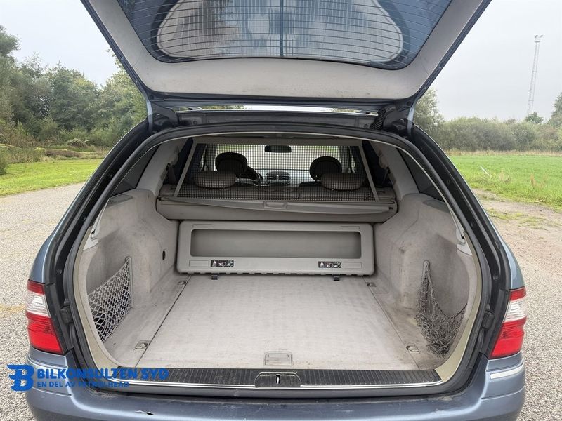 Mercedes E220 bild 10