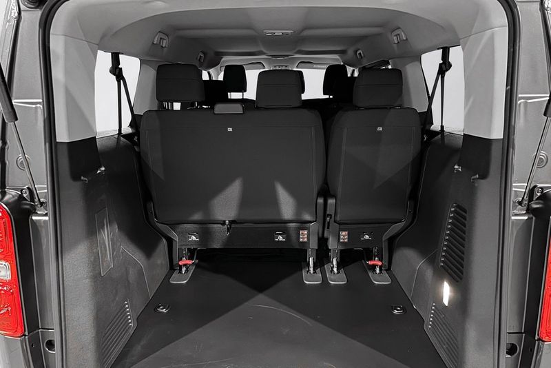 Peugeot Traveller bild 4