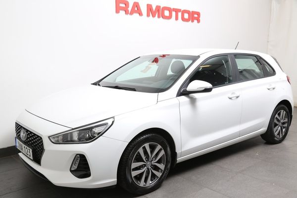 Hyundai i30 1,4 T-GDi 140hk Comfort Launch Edition Aut Motorvärmare - 2018