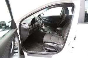 Hyundai i30 bild 8