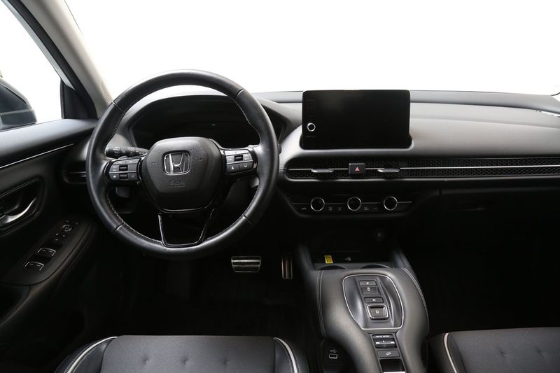 Honda ZR-V bild 8