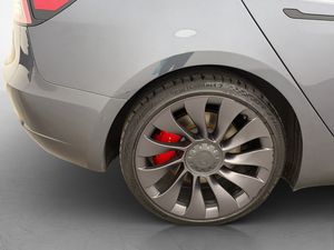 Tesla Model 3 bild 32