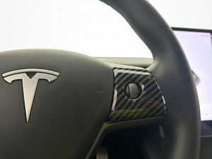 Tesla Model 3 bild 26