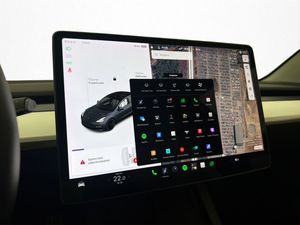 Tesla Model 3 bild 20