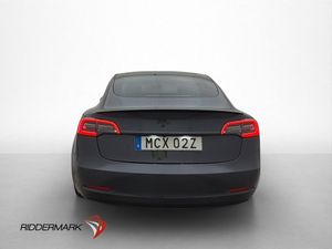Tesla Model 3 bild 8