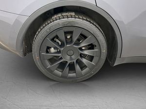Tesla Model Y bild 34