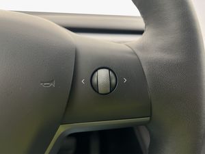 Tesla Model Y bild 20