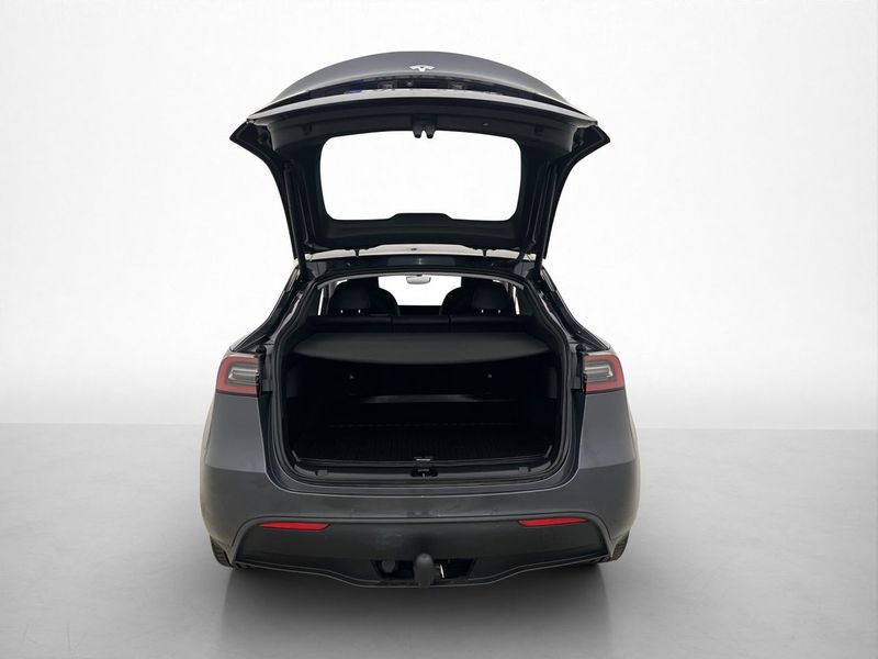 Tesla Model Y bild 10