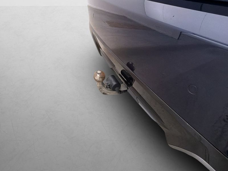 BMW i4 bild 9