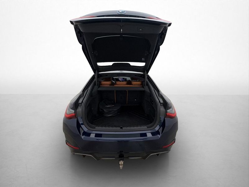 BMW i4 bild 10