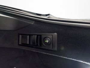BMW i4 bild 32