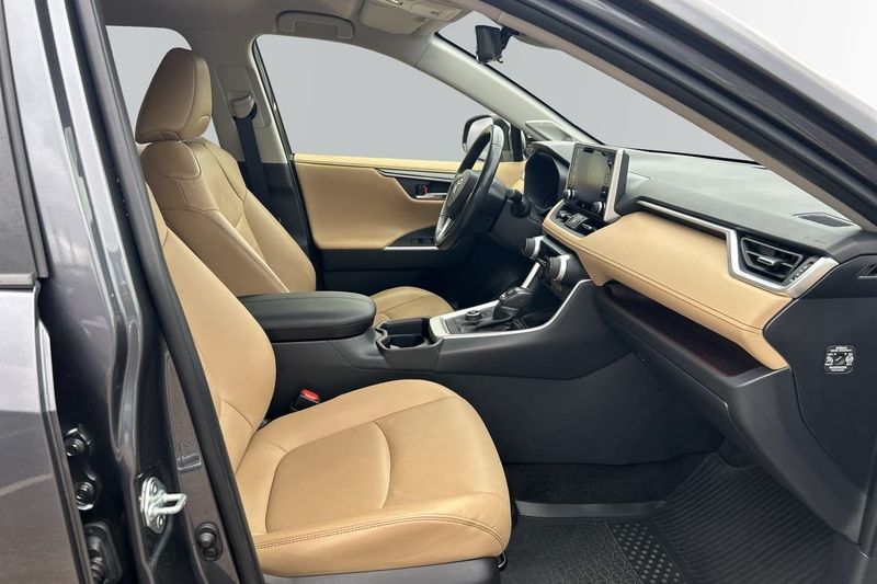 Toyota RAV4 bild 6
